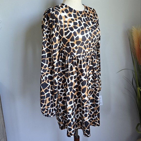 ASOS Design, New Oversized Long Blouson Sleeve Animal Print Mini Dress Size 8 - Picture 7 of 14